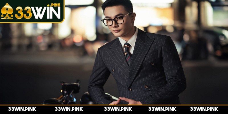Tác giả Đặng Trí - tac gia 2 chuyen mon sau Đặng Trí có chuyên môn sâu rộng về lĩnh vực game bài trực tuyến